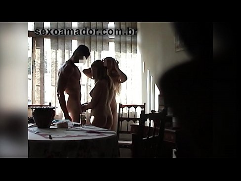 ❤️ Seksvriendinnen nodigen een reusachtige man uit en een triootje met hem ❤❌ Fucking video at porn nl.myinvest.top ﹏
